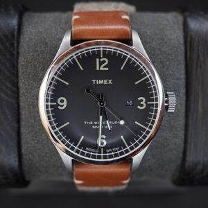 Timex The Waterbury Date Leather Strap Quartz Men's Watch TW2P95600